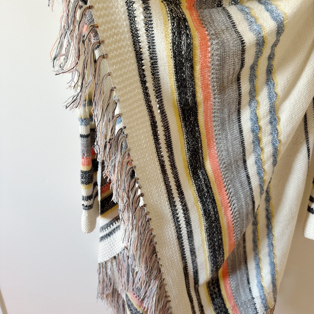 Full tilt southwest striped open sweater knit tribal boho fringe size M - Picture 3 of 7